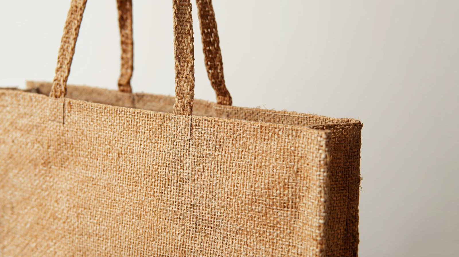 Bulk order packaging - MOQ and production scale